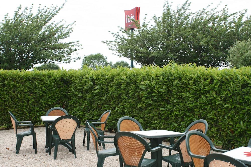 ibis Saint-Lô Exterior foto