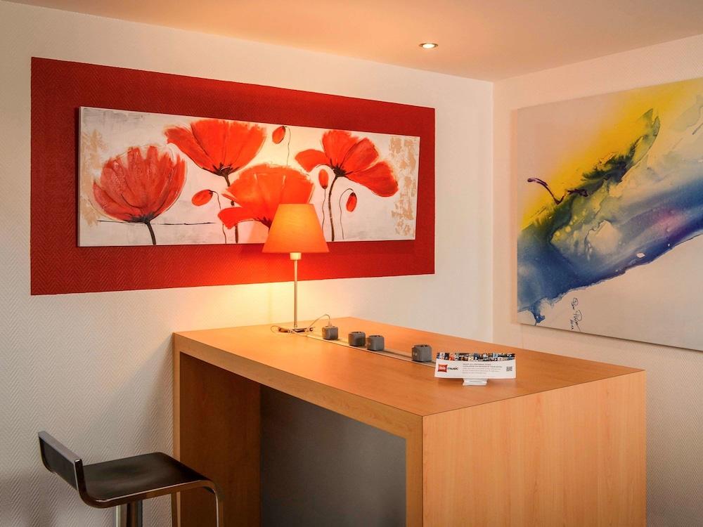 ibis Saint-Lô Exterior foto