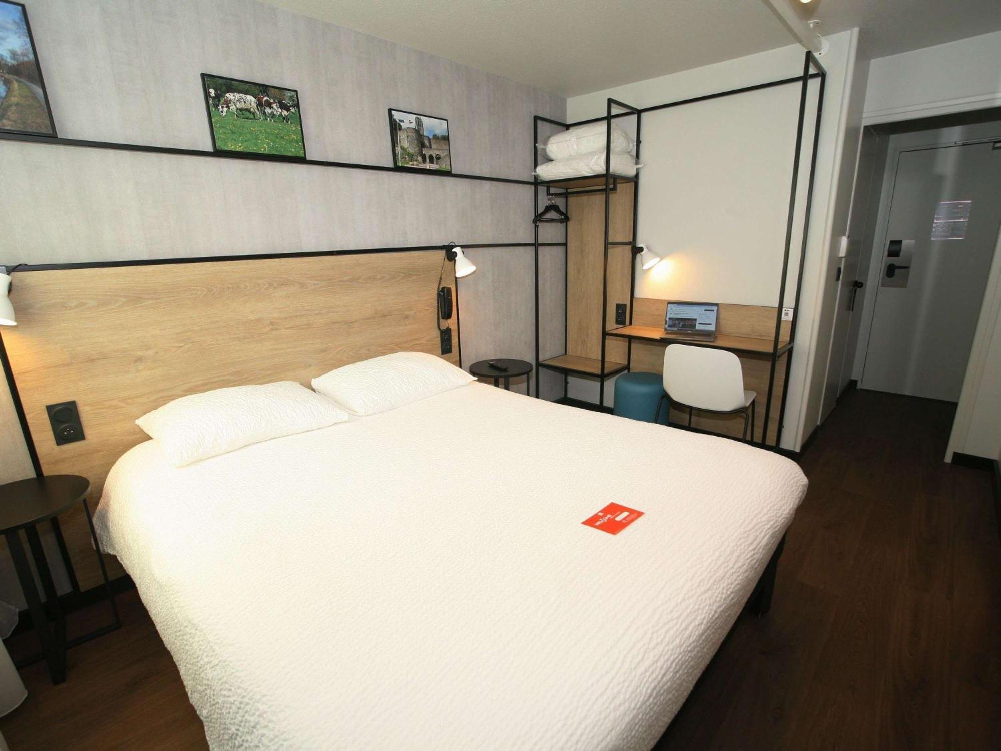 ibis Saint-Lô Exterior foto